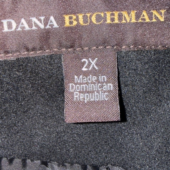 🌹𝐍𝐖𝐓-𝐃𝐀𝐍𝐀 𝐁𝐔𝐂𝐇𝐌𝐀𝐍 𝐃𝐎𝐔𝐁𝐋𝐄 𝐁𝐑𝐄𝐀𝐒𝐓𝐄𝐃 𝐒𝐈𝐋𝐕𝐄𝐑 𝐁𝐔𝐓𝐓𝐎𝐍𝐒 𝐏𝐄𝐀𝐂𝐎𝐀𝐓 - Picture 5 of 11